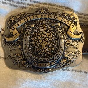 Idyllwind Western Horseshoe Belt Buckle